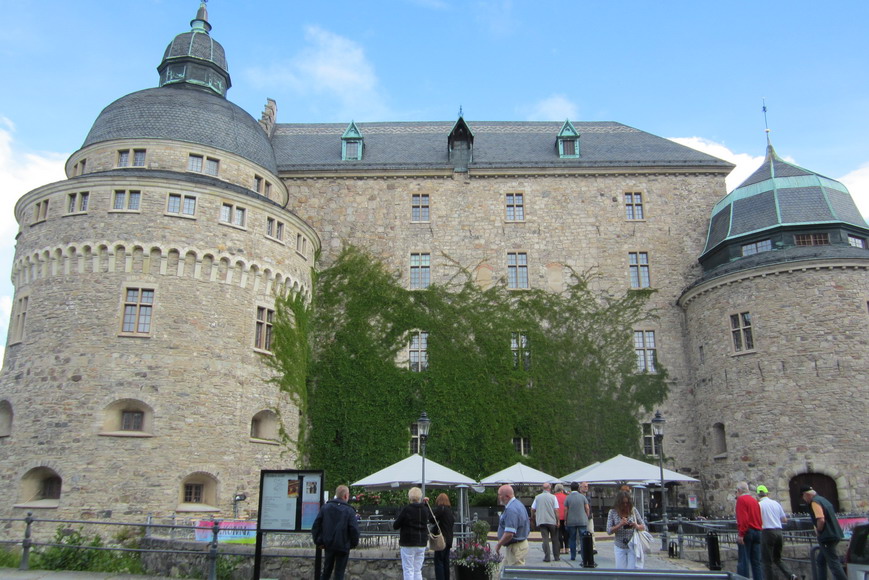 rebro Schloss/Burg